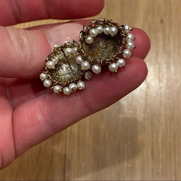 INDIAN Gorgeous Chandelier Earrings - Picture 6 of 8